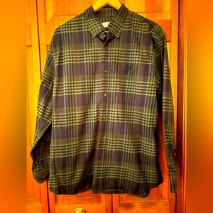 Orvis Sz M Green Blue Grey Outdoors Fisherman Core Plaid Long Sleeve Button-Down